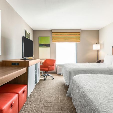 Hampton Inn Атенс Экстерьер фото